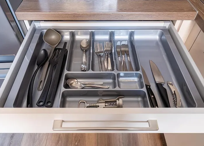 Stylish Latvian Classic 1-bedroom Near Center, Parks & Public Transport Links Apartment Riga