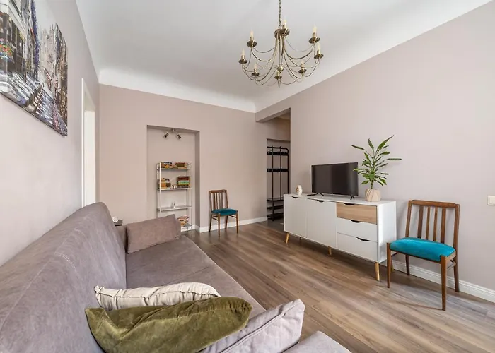 Stylish Latvian Classic 1-bedroom Near Center, Parks & Public Transport Links Apartment