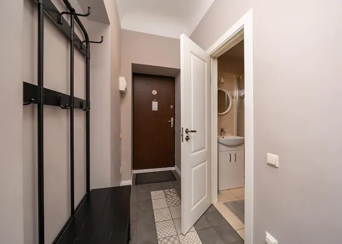 Stylish Latvian Classic 1-bedroom Near Center, Parks & Public Transport Links