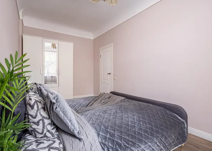 Апартаменты Stylish Latvian Classic 1-bedroom Near Center, Parks & Public Transport Links